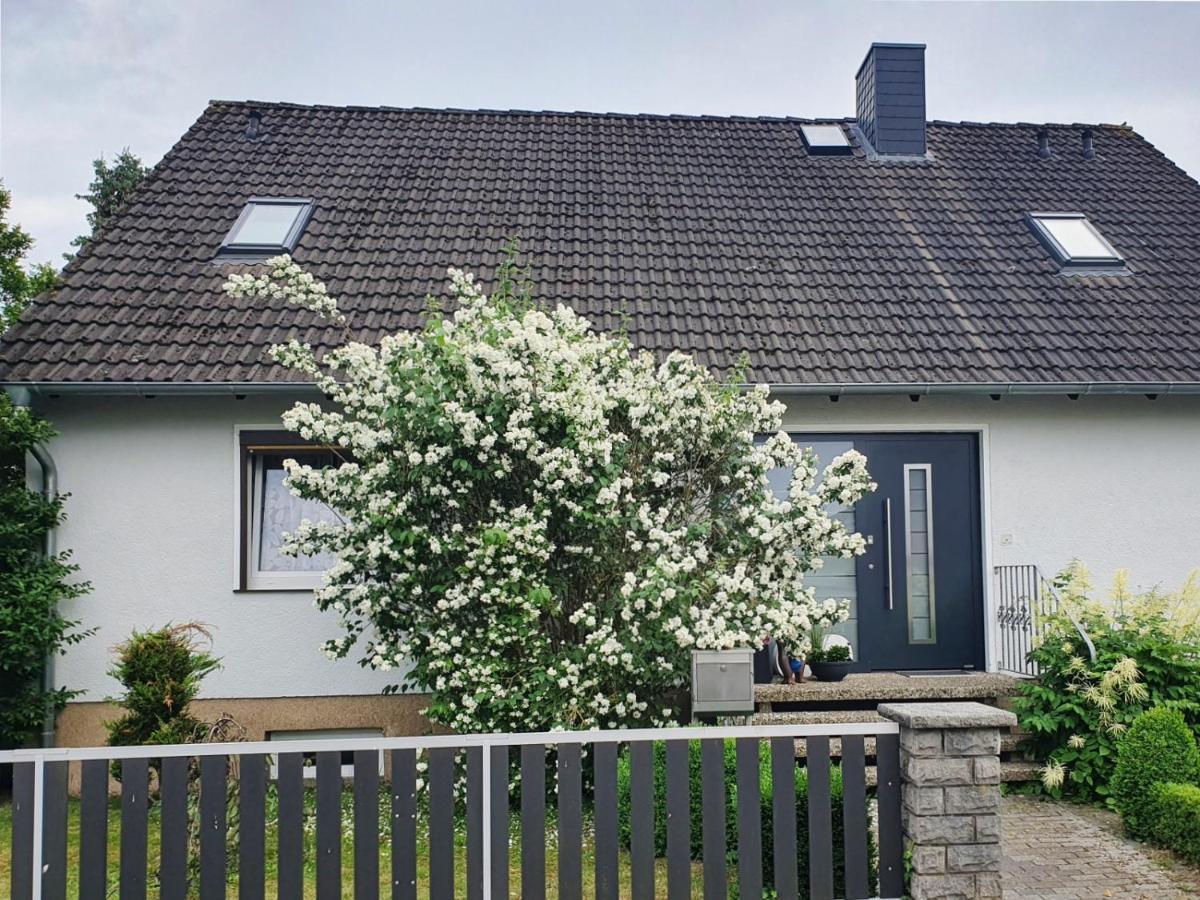 Privatzimmer Mit Eigenem Bad Und Kueche 부르그베델 외부 사진